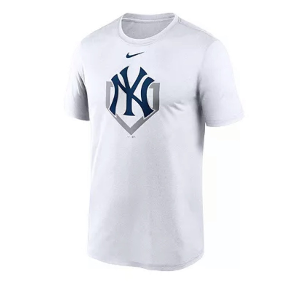 NIKE Men's New York Yankees Icon Legend T-Shirt white shirt  Large